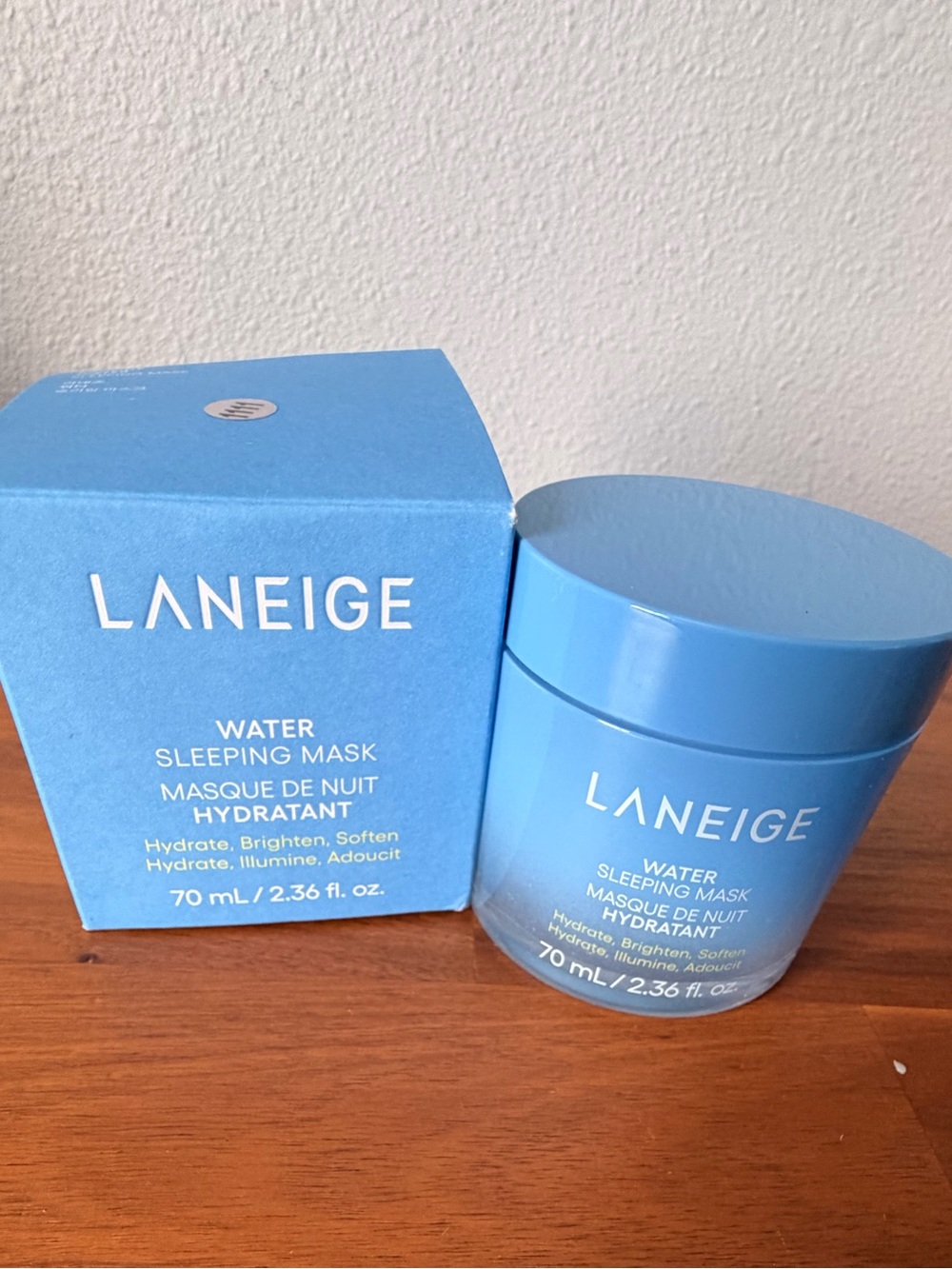 LANEIGE Water Sleeping Mask - Sky Blue Jar and Box